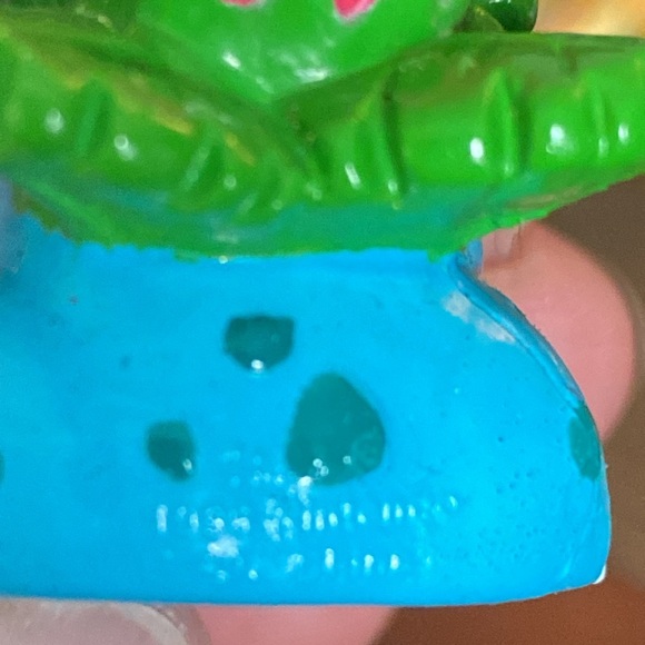 Vintage Pokemon Ivysaur PokeBall 1999 - Picture 7 of 7